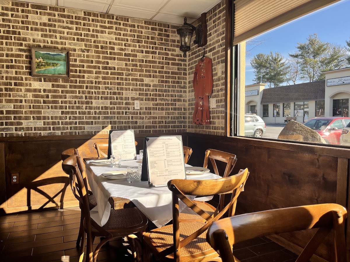 Bread House Bakery & Cafe